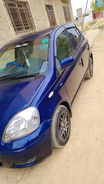 home used car vitz 1000 cc 03452493834