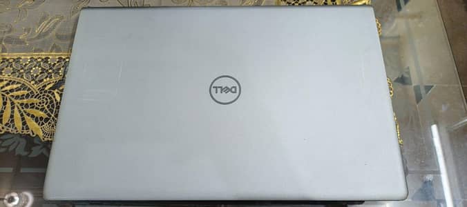 Dell Inspiron 15 3530