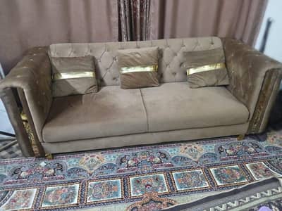 7 seater sofa with table