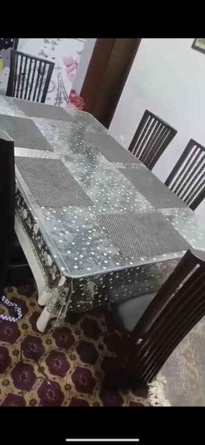 6 seater dining table