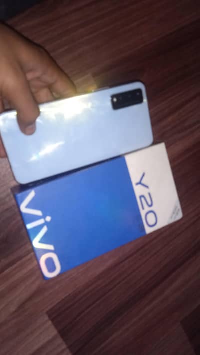 Vivo y20 mobile with box