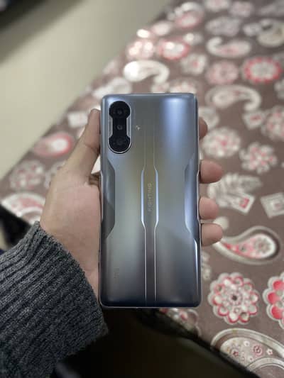 Redmi k 40 best gaming phone 12gb/256