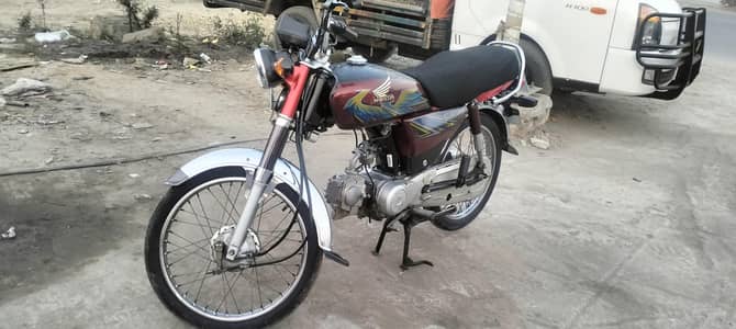 Honda CD 70 (2021/22) Model