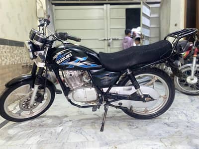 Suzuki GS 150