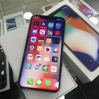 iPhone xs max 256 GB 03214524813 my WhatsApp number