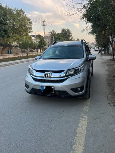 Honda Brv full option