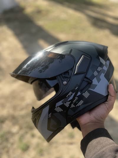 JIEKAI 902 GREY FLIP UP MODULAR HELMET WITH EXTRA GLASSES