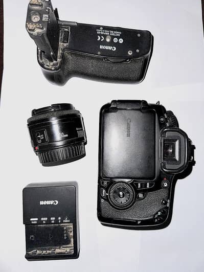 DSLR Canon camra 60D