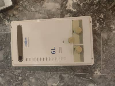 Instant water geyser  for sale