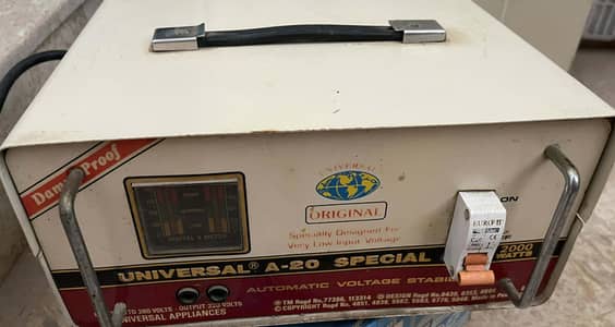 universal A-20 special stabilizer 2000 watts