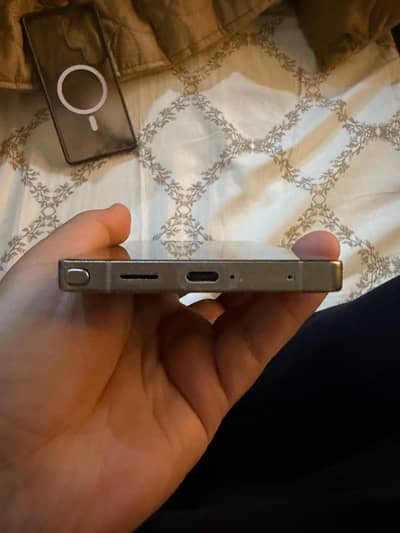 S25 ultra dual physical 256 titanium with sim time