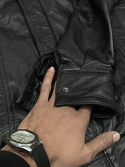 pure leather jacket (XL Size).
