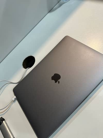MacBook M1 Pro 2020 8GB/512GB