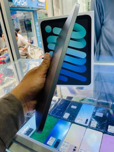 iPad Mini 6 Full Box 256GB Condition 10/10