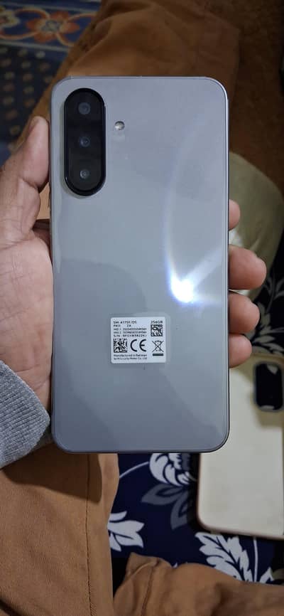 samsung A17 only box open 8/256 complete