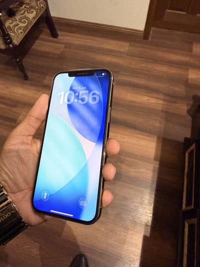 Iphone 12 pro max gold colour