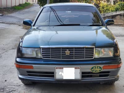 Toyota crown royal saloon E