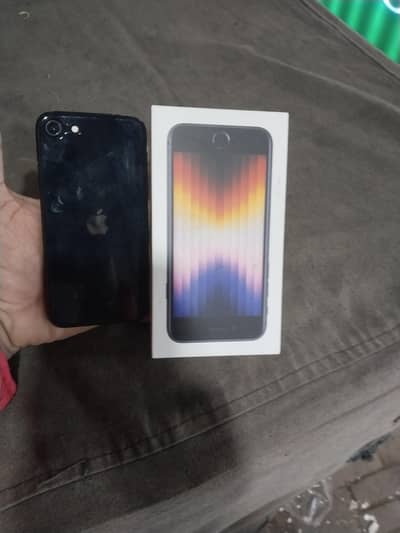 iPhone se 20 23 3rd generation box Saath hai 98 health