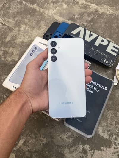 Samsung A05s in Lush Condition