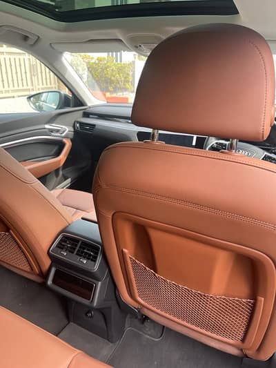 Audi e tron 50 quatroo