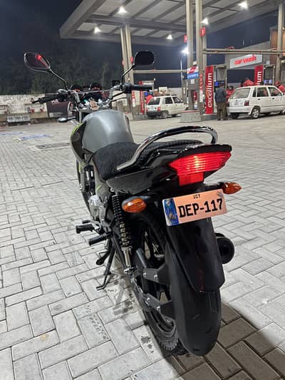 Yamaha YBR 125 G 2025