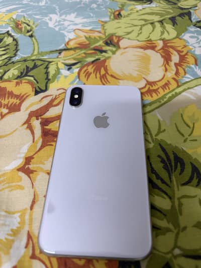 Iphone 10 in very good condition