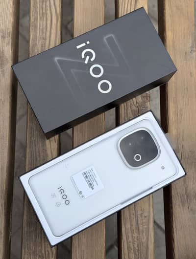 Vivo iQOO z10 turbo 12/256 Boxpack Waterpack Stock USA imported