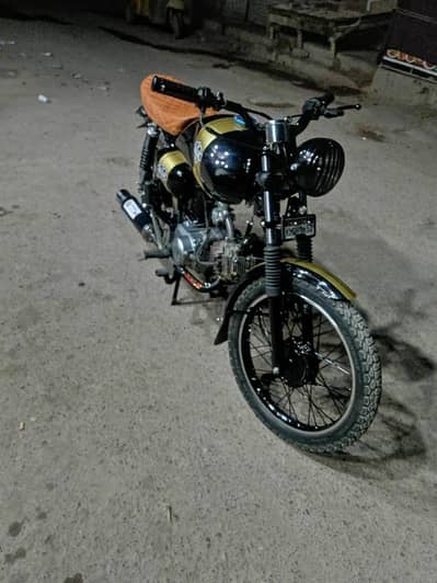 Hyundai's 2019 model Karachi number modified by 70