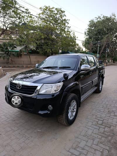 Toyota Hilux Vigo Champ 2013