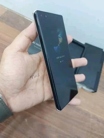 Huawei mate 40 Pro 12 gb ram 256 gb Momery Full box 03326744685