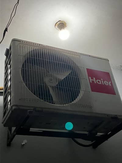Haier 1 ton ac hy mint condition mai hy all ok ready to use hy