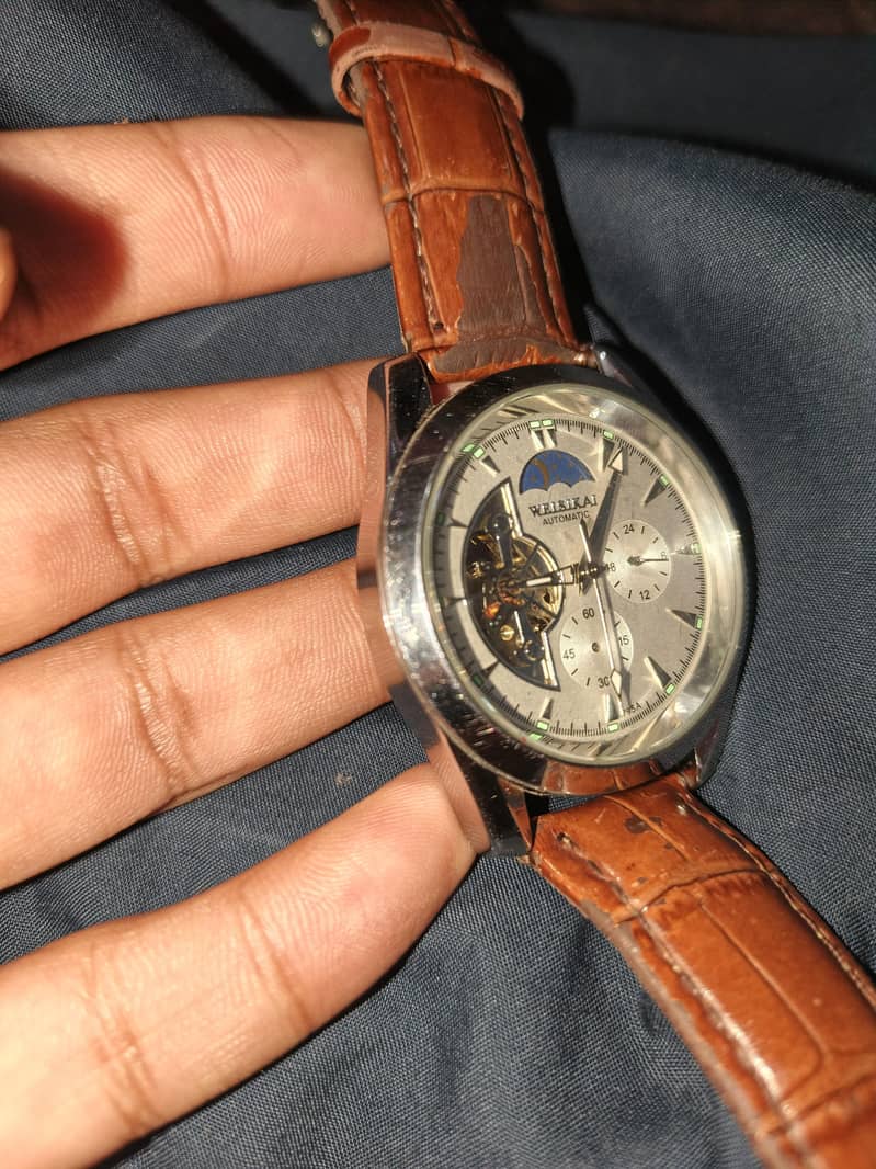 automatic watch 0