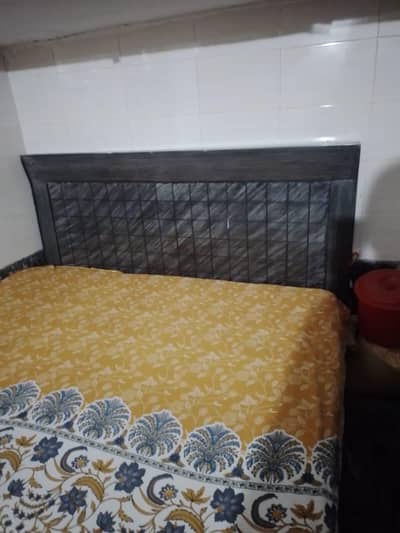 bed is condition good