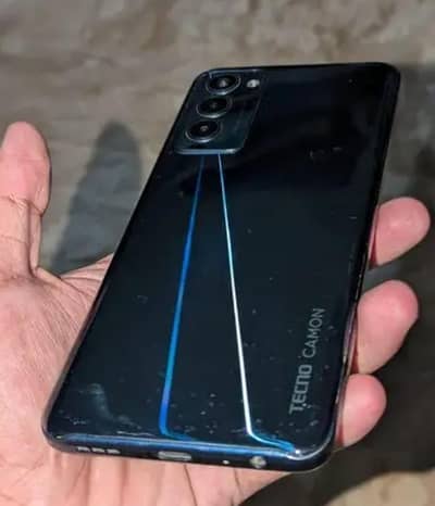 Tecno camon 18t 4+3.128. urgent sell