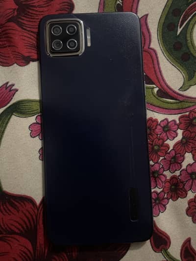 OPPO F17 6/128GB exchng posibl