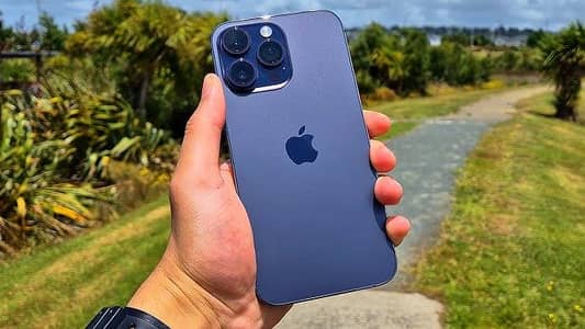 Apple iPhone 14 Pro Max 256GB Deep Purple HK Variant