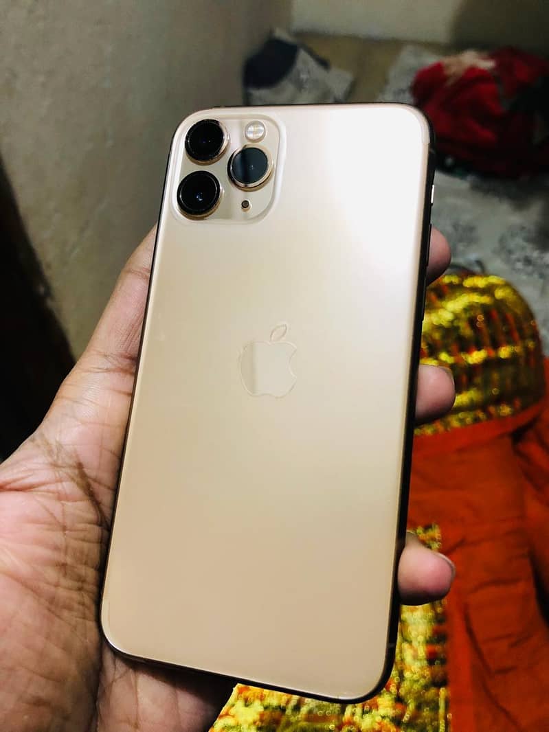 iPhone 11 Pro 0