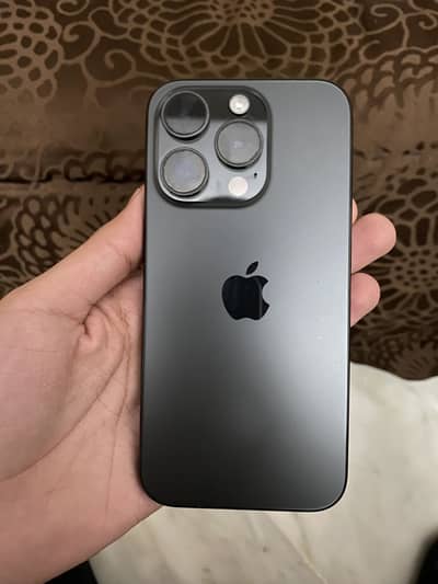 IPHONE 15 pro jv