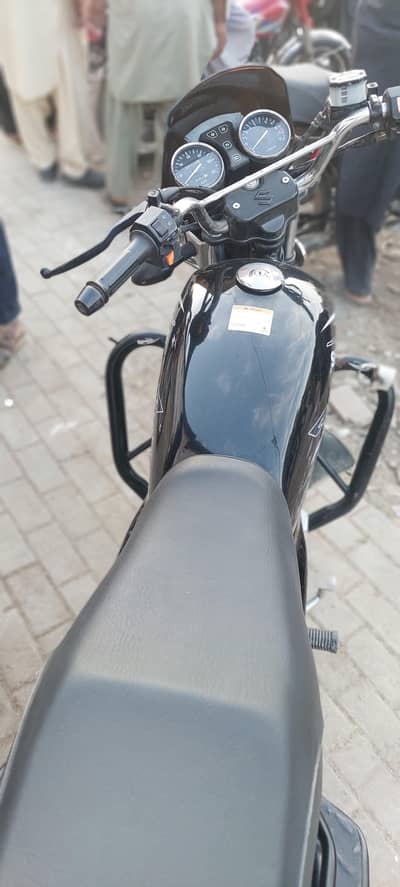 SUZUKI GS150 SE 2021-2022