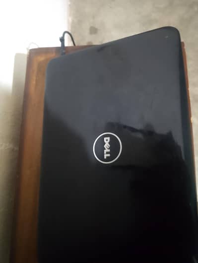 DELL LAPTOP GOOD CONDITION RAM 4 ROM 250