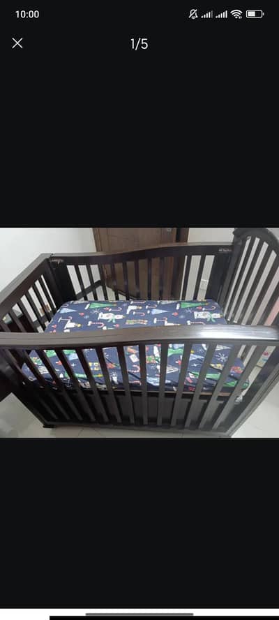 Baby cot for sale