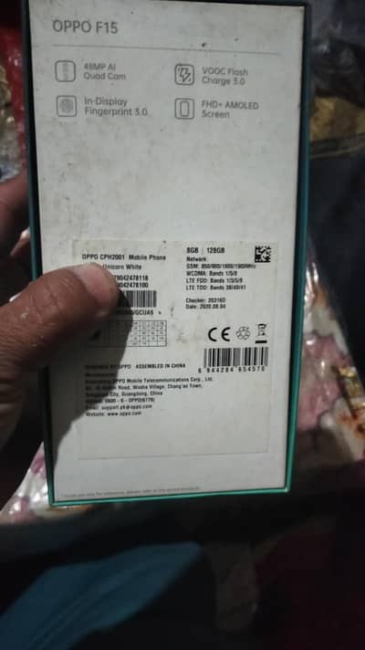 oppo f15 8gp 128gp good condition box Sath hai