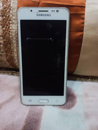 Samsung Mobile J5
