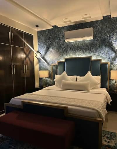 1 bedroom apartment available par day Empire Heights 2 phase 6