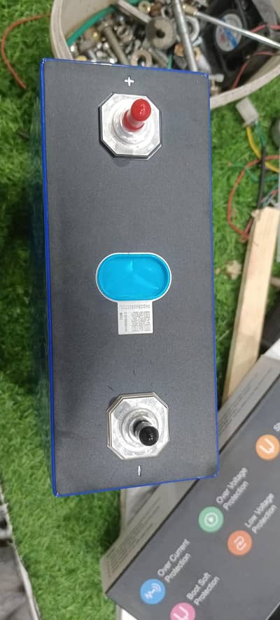 51.2v  100AH.  lithium battery