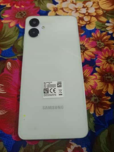 good condition 6/128gb