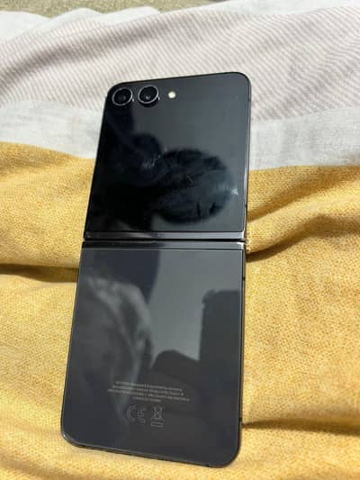 Samsung Z Flip 5