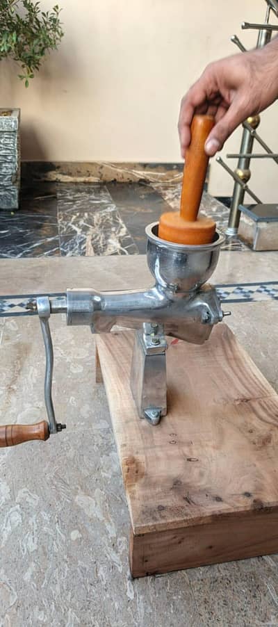 orange,musami,grapegruit and pomegranate juice machine for sale