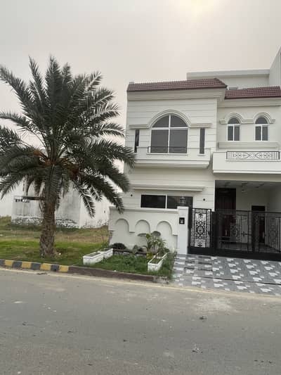 5 M Brand New House Available for Sale