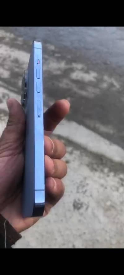 13 pro max 100 health